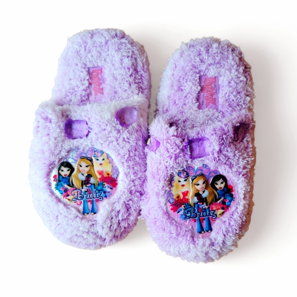Girls Bratz Doll Fuzzy Purple Slippers - Size 13 Never Worn